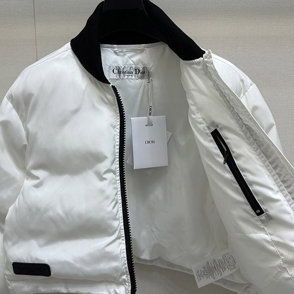送料込 ディオールアルプス クロップド 偽物 ボンバージャケット deb32624